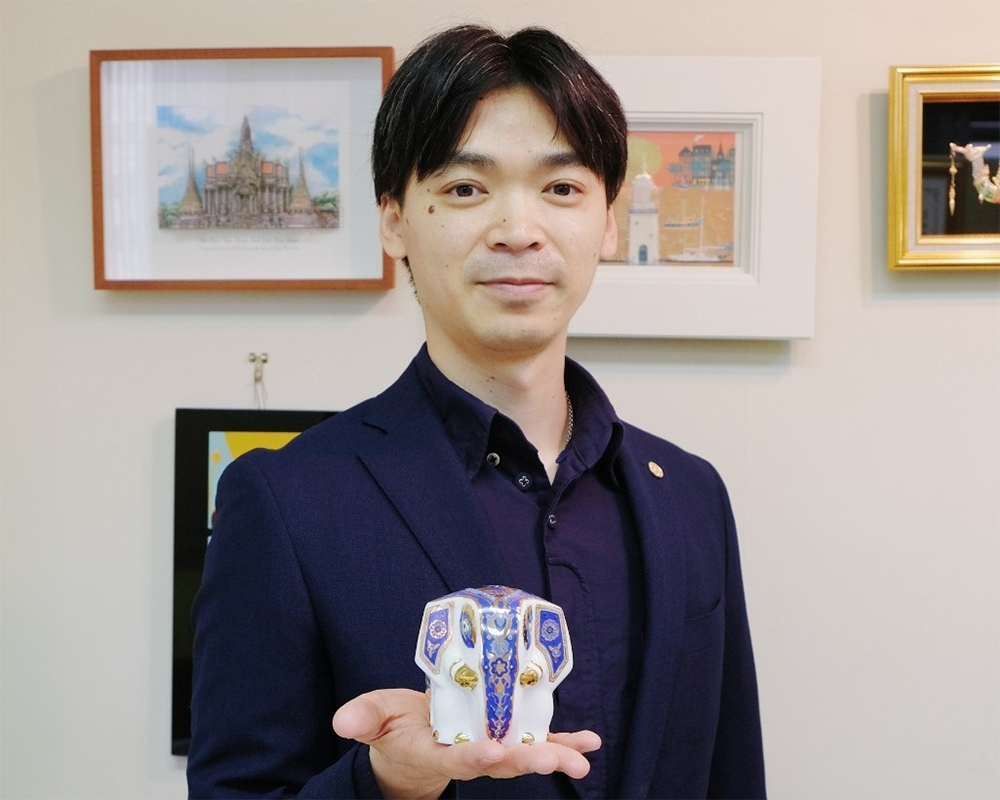 パートナー行政書士 堀尾 祐介